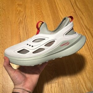 TOMBOGO X SAUCONY BUTTERFLY